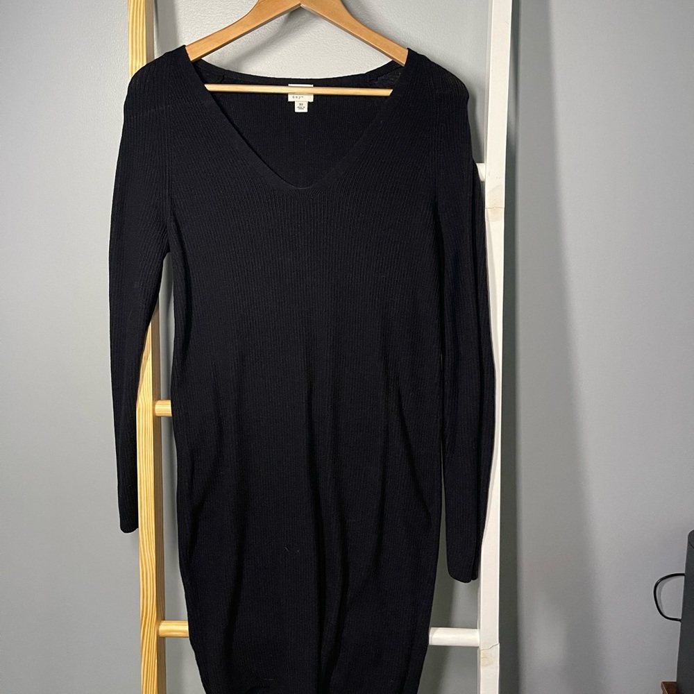 Black knit dress